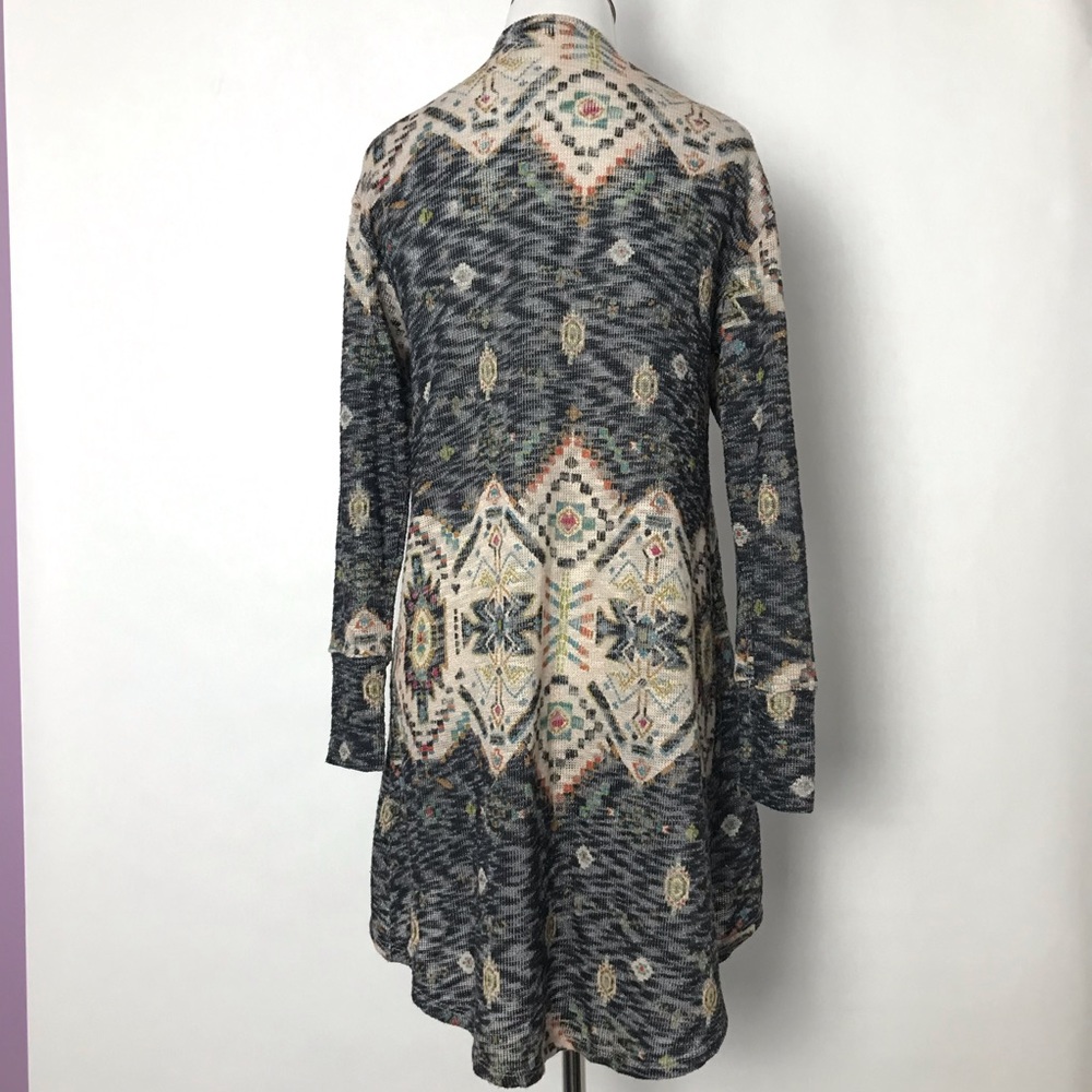 🎁 Eyeshadow Blue Size Small Aztec Print Women’s Long Sleeve Cardigan - Picture 6 of 7